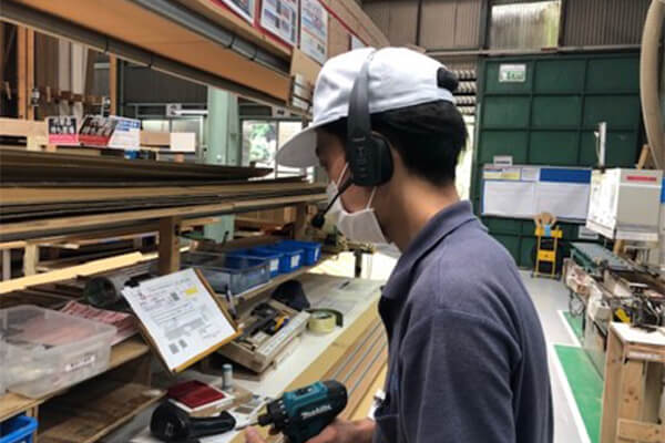 企業を変えるテレワーク 広島県内企業の挑戦｜寿木工
