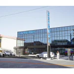 市信用 戸坂支店を新築移転オープン<br>2階建延502㎡と1・8倍に